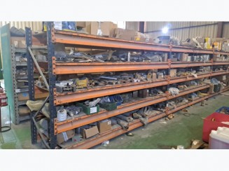 Foto de Peças de Reposição Industriais Diversas