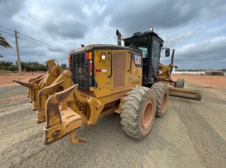 Motoniveladora Com Escarificador Caterpillar 140M