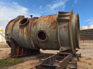 Foto de Tanque em aço carbono com espelhos de níquel