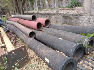 mangotes de borracha com alma de aço