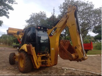 Retro Escavadeira Caterpillar 416E - Taquaritinga/SP