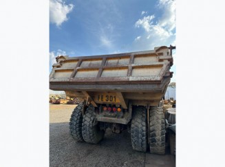 Caminhão Randon RK430M