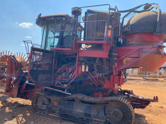 Colhedora de Cana Case IH A-8810 - 2019 - Nova Olímpia/MT