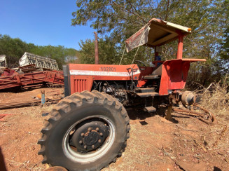 Trator Massey Ferguson MF-290 - 2001 - Nova Olímpia/MT