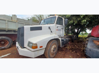 Caminhão Volvo NL12410 1994