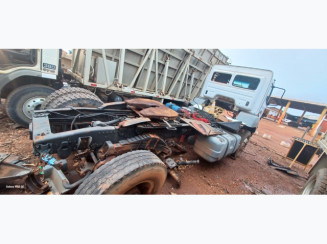 Sucata Caminhão Mercedes Benz AXOR 2009