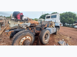 Sucata Caminhão Mercedes Benz AXOR 2009