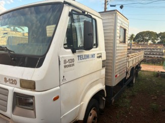Volkswagen 8.120 Euro3 2011 com Baú