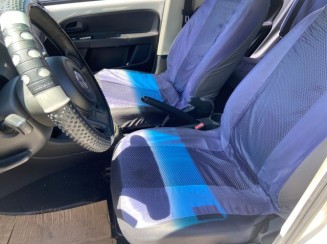 Automóvel Volkswagen UP TAKE MCV 2017
