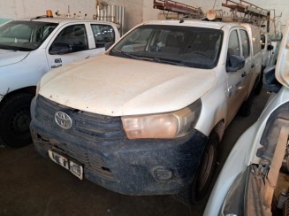 Toyota Hilux CD 4x4 2017 com Capota Operacional