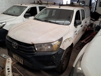 Toyota Hilux CD 4x4 2017 com Capota Operacional