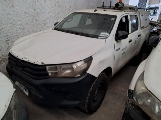 Toyota Hilux CD 4x4 2017 com Capota Operacional