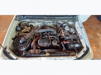 Toyota Hilux SW4 4X2SR 2013