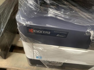 Uma impressora KYOCERA/M3550IDN no estado.