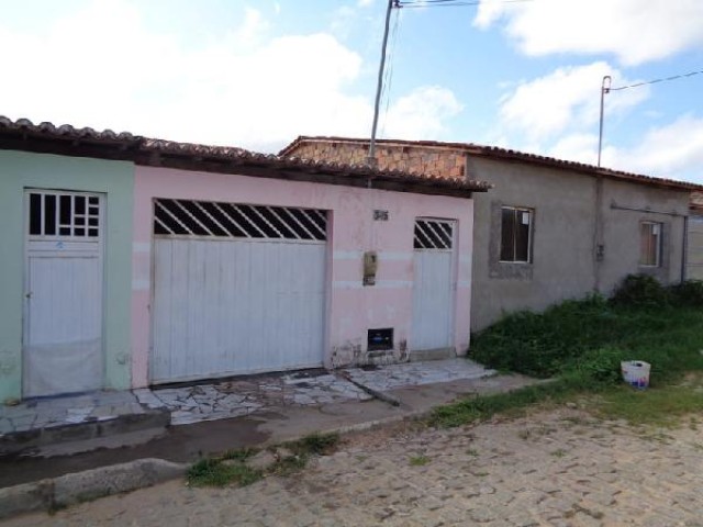 Casa em iacu-ba