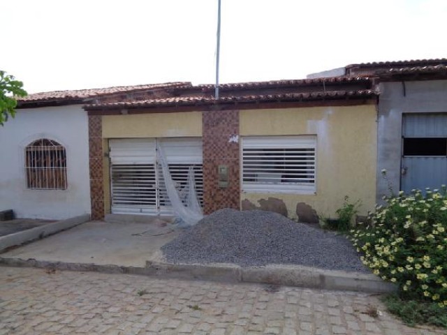 Casa em iacu-ba
