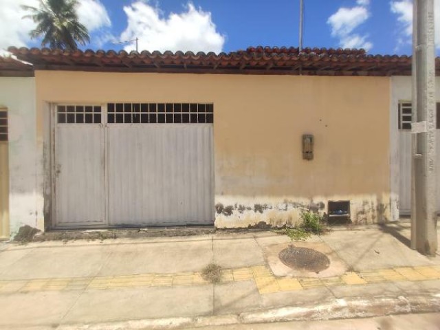 Casa em iacu-ba