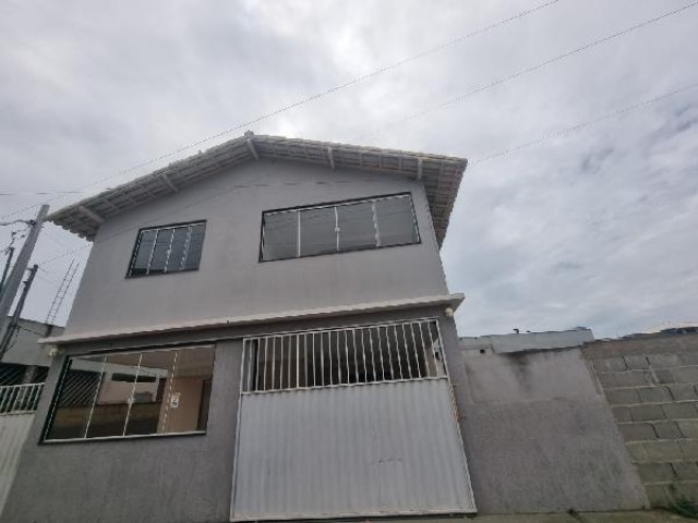 Casa em itapemirim-es