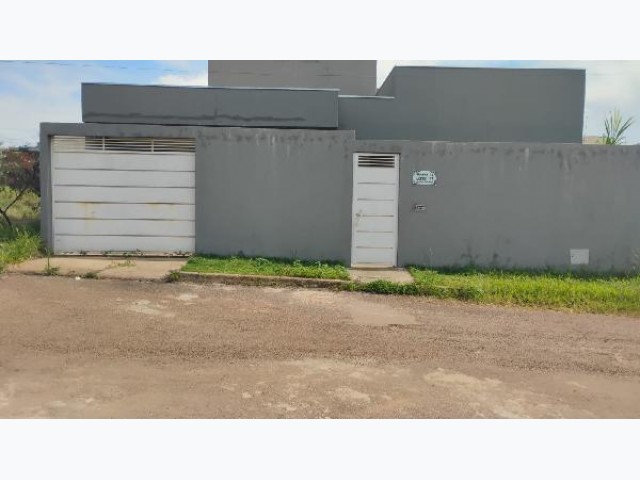 Casa em aguas lindas de goias-go
