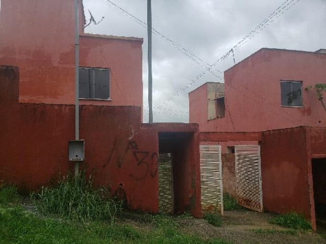 Casa em matozinhos-mg