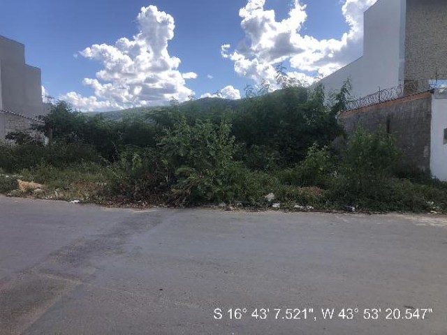 Terreno em montes claros-mg