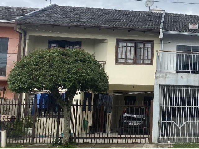 Casa em curitiba-pr