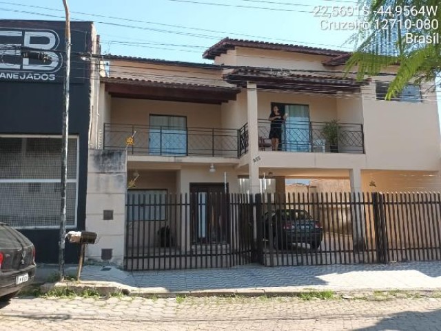 Casa em cruzeiro-sp