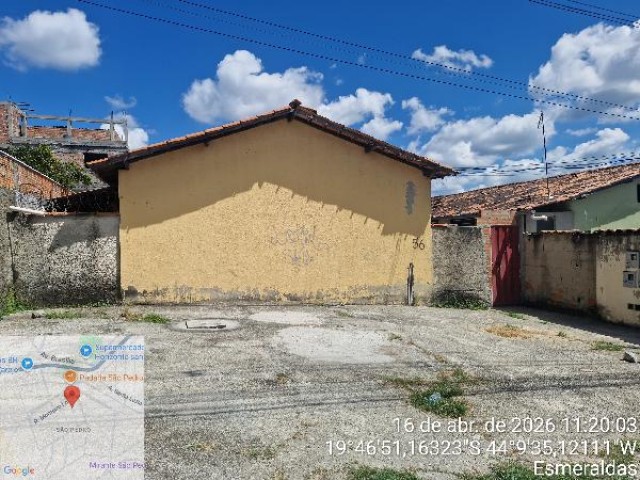 Casa em esmeraldas-mg