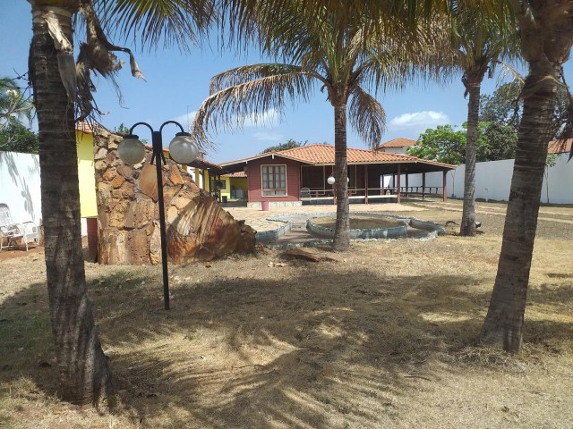 Casa com 4 quartos no Itapoã (foto 5 de 51)