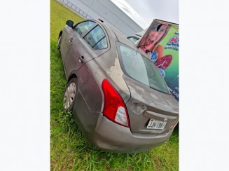 Veículo I/Nissan Versa 1.6 S Flex