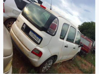 Citroën C3 Picasso - 2013/2014 - Santa Cruz do Rio Pardo/SP