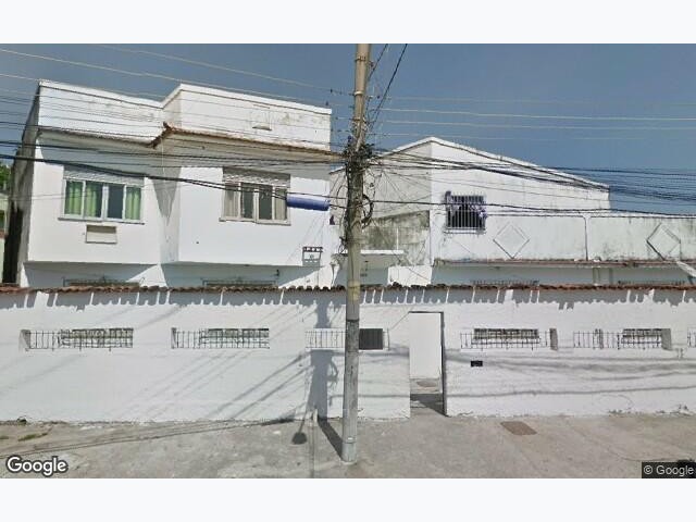 🏢 apartamento ocupado com 2 quartos e área de serviço