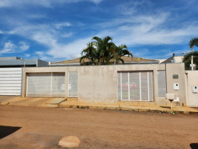 Casa a.t. 420,00m², em formosa/go