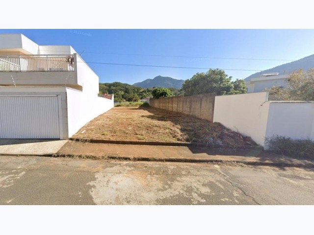 Terreno a.t. 420 m² - jd. satélite, andradas/mg