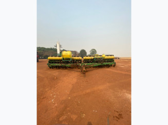 Plantadeira John Deere 2100 2012 - Campo Novo do Parecis/MT