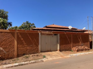 Casa em Bonfinópolis de Minas/MG,