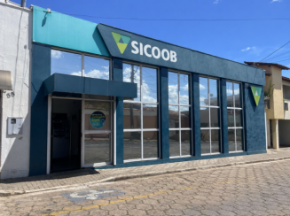 Prédio A.T. 271,85 m² - Centro, Pratápolis/MG