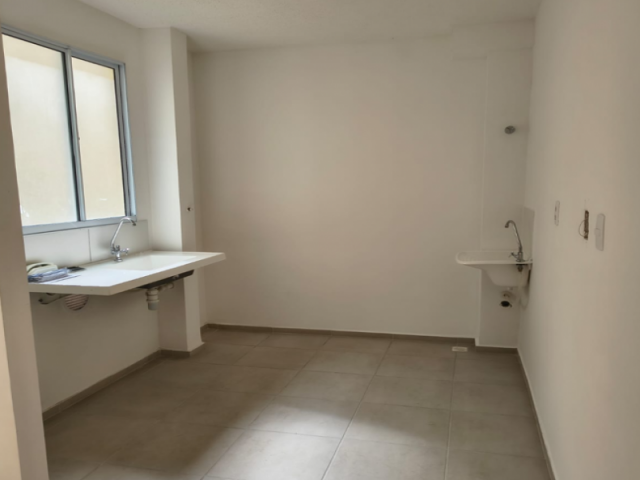 Apartamento com 2 quartos no Nova Esperança (foto 3 de 13)