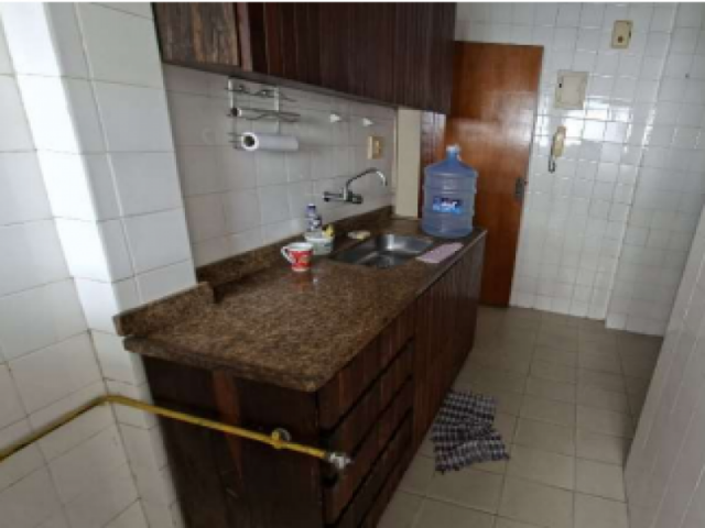 Apartamento com 2 quartos no Centro (foto 6 de 9)