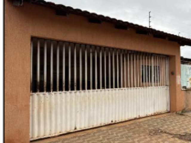Casa A.T. 300 m² - Jd. Califórnia, Formosa/GO