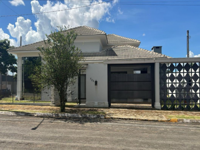 Imagem do imóvel Casa A.T. 360 m² - Lot. Santa Clara, Sorriso/MT
