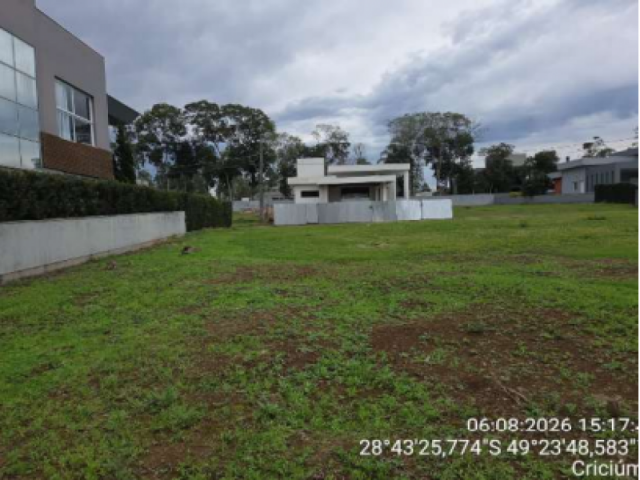 Lote a.t. 618,8 m² - primeira linha sangão, criciúma/sc