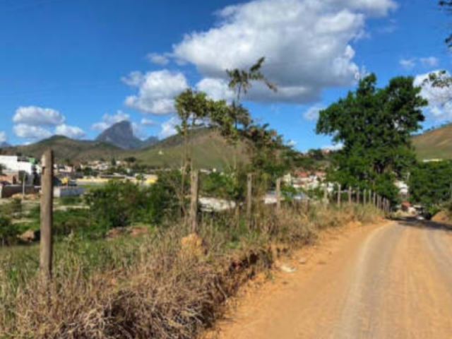 Lote a.t.303,15 m² - moreira sales , itabirinha/mg