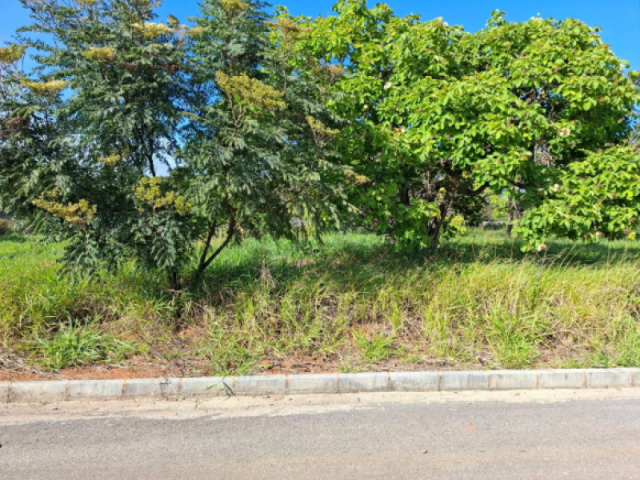 Terreno no Condomínio Monte Verde (foto 1 de 7)