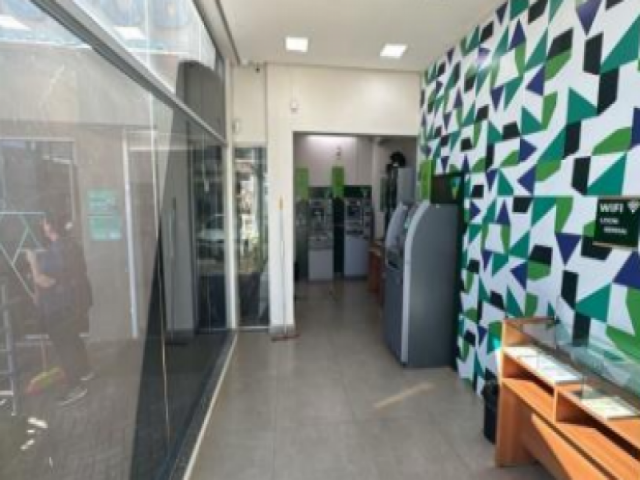 Prédio a.t. 876,41 m² - mocoquinha, são seb. do paraíso/mg