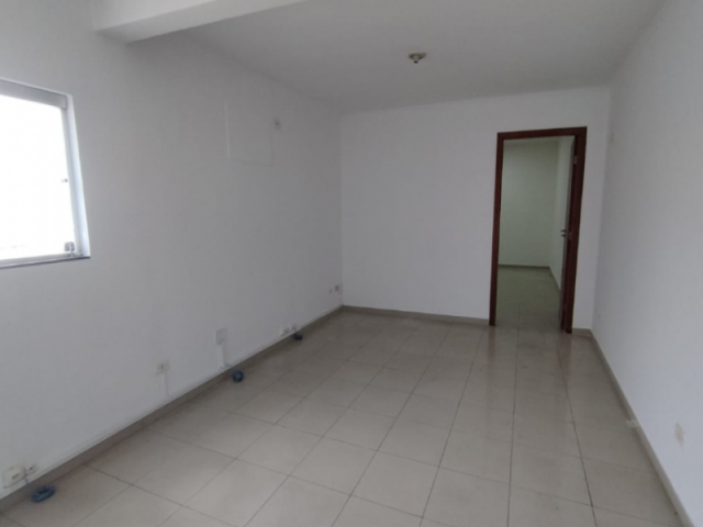 Prédio no Jardim Avelino (foto 16 de 20)