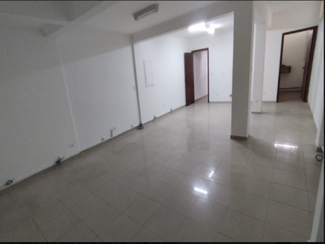 Prédio no Jardim Avelino (foto 18 de 20)