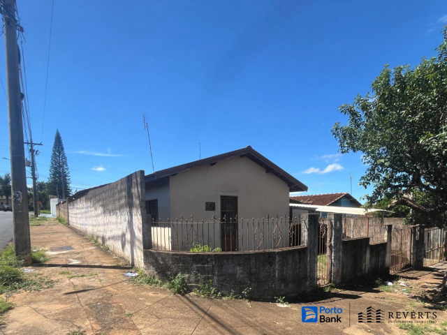 Casa no Santo Antônio (foto 2 de 3)