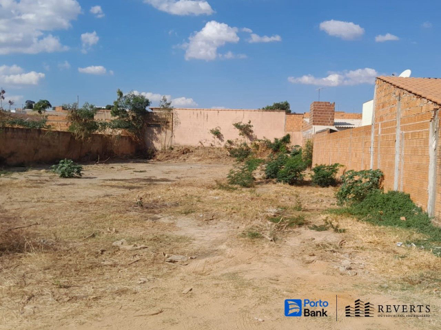 Terreno a.t. 860 m² - santo antônio, janaúba/mg