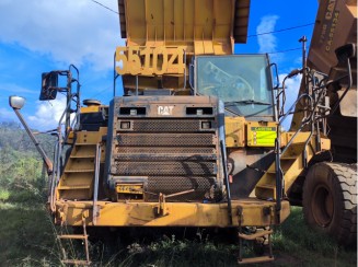 Caminhão Fora de Estrada Caterpillar 775G 2012